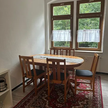 Schoenes 4 Betten Und 2 Schlafzimmer Vollausgestattet *